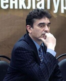 Максим Иванов